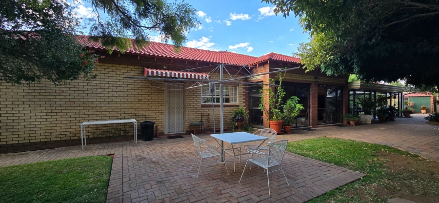 2 Bedroom Property for Sale in Flamwood North West